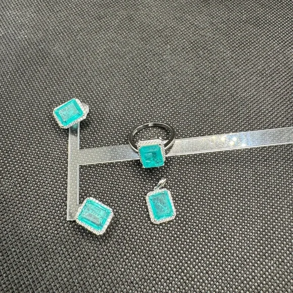 FINAL SALE Natural Paraiba Tourmaline Doublet Set in 925 Sterling Silver - Picture 14 of 14